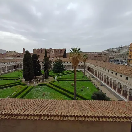 X2 Con Magnifica Vista Sul Chiostro Di Michelangelo E Le Terme Di Diocleziano 4*